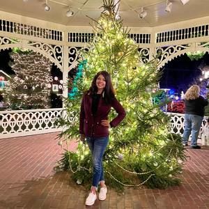 Meet your Posher, Neetu